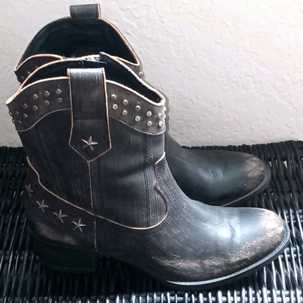 Guess Booties Cowgirl Boots